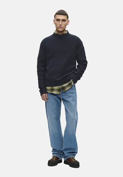 WOOD WOOD MORTEN CREW NECK - Pulover - salute