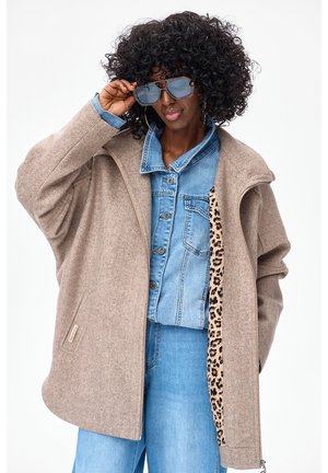 ELIN - Krótki płaszcz