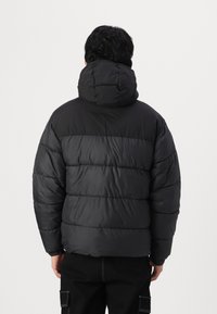 Jack & Jones JJMOON MIX PACK SET - Chaleco - black pack/canteen