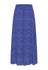 Modrá midi sukně s elastickým pasem, vyrobená z lehkého materiálu, zdobená bílým tečkovaným vzorem po celém povrchu.