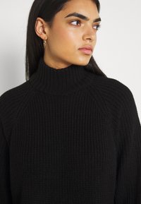 Noisy May NMTIMMY DRESS - Stickad klänning - black