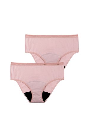 Deux culottes pour femmes en coton rose clair avec des ceintures en dentelle et des goussets noirs, posées à plat sur un fond blanc.