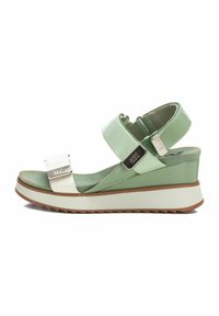 Sandalias con plataforma - green