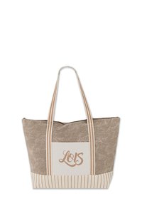 Bolso tote beige con tela texturizada, con asas a rayas y un panel de acento que muestra la palabra "LOIS" en cursiva.