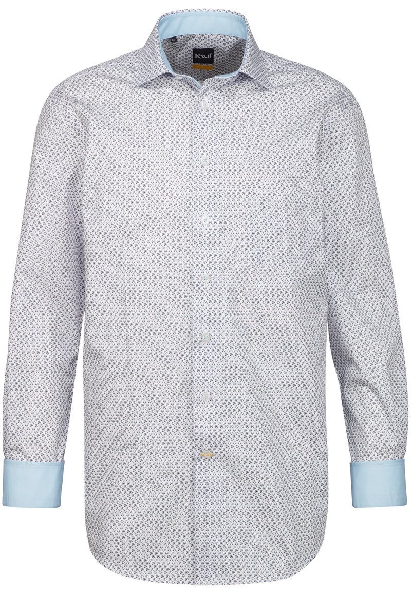Weißes Langarmhemd mit einem kleinen geometrischen Muster in Blau und Bordeauxrot, mit einem hellblauen Kragen und einer Knopfleiste.