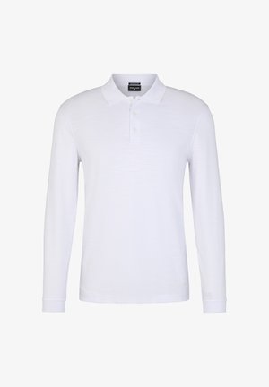 Biała koszulka polo z długim rękawem, o miękkiej fakturze, z ryżowym kołnierzykiem i trzema guzikami przy szyi. Dyskretny, lekki materiał.
