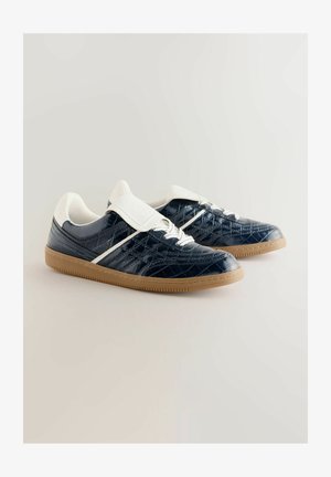 Next, REGULAR FIT - FOREVER COMFORT FOLD OVER - Sneakers - navy croc effect