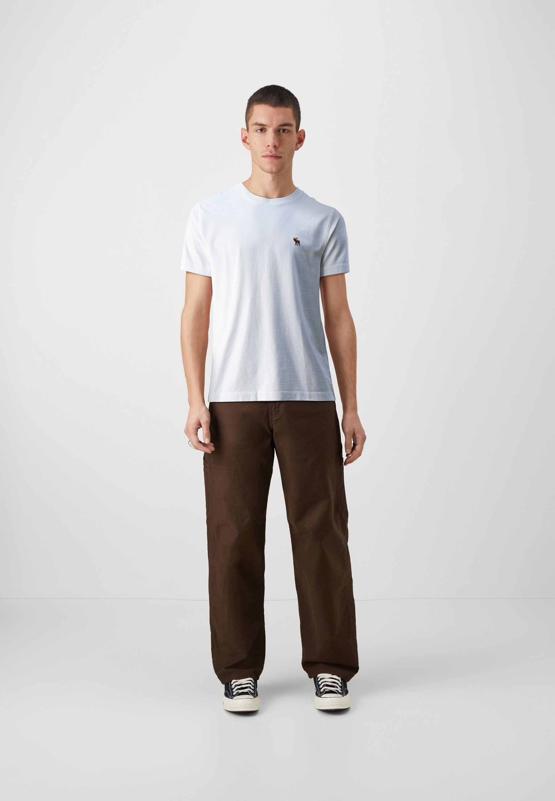 ★Abercrombie & Fitch★ スリムポリッシュアイコンTシャツ ☆Abercrombie & Fitch☆ スリムポリッシュアイコンTシャツ