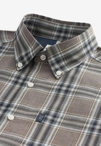 Next EASY OXFORD - Majica - neutral brown grey tartan check