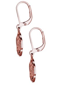 Rosa guld øreringe med blomsterdesign, der har en hængslet lukning og intrikate udskæringer i cirkulær form.