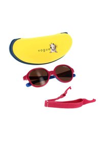 Occhiali da sole rossi con lenti ovali, dettagli blu e un cinturino removibile, inclusi in una custodia rigida gialla con un cartone animato di un foca e la scritta "vogue."