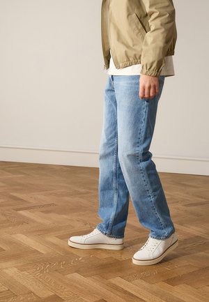 Manfield, Sneakers laag - offwhite