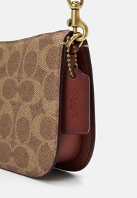 COACH SIGNATURE PENN - Torbica - tan rust