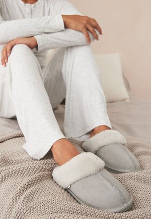 Next, REGULAR FIT - Chaussons - grey