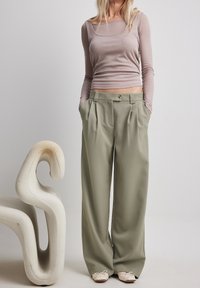 NA-KD Tygbyxor - light green