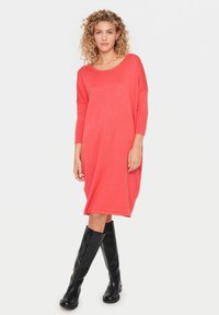 Saint Tropez MILASZ R-N - Abito in maglia - cayenne