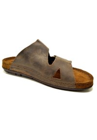 Infradito in pelle marrone con punta aperta, design a triangolo ritagliato, soletta in suede morbido e cuciture contrastanti sulla suola.