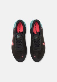 Nike Performance AIR ZOOM TR 1 - Scarpe da allenamento - black/hot punch/green frost