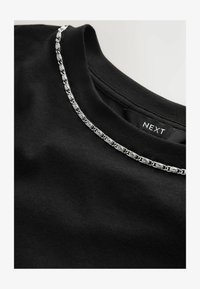 Nije odabrano, black