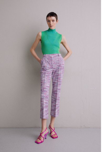 Missoni TROUSERS - Παντελόνι - white,fuxia
