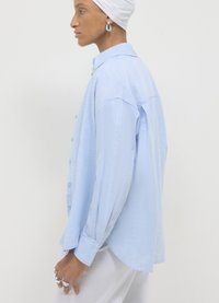 Calliope Button-down blouse - celeste melange