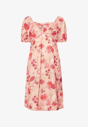 Roze bloemenjurk met pofmouwen, vierkante halslijn en een geraffineerde lijfje. Heeft een bloemenprint in tinten van rood en paars op een lichte achtergrond.