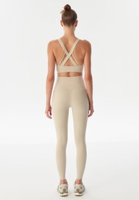 Twist Leggings - Hosen - cream