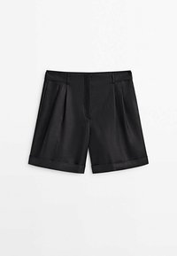 Shorts noirs en tissu lisse et léger. Présentent un devant plissé, des poches latérales et un ourlet roulé pour un look soigné.