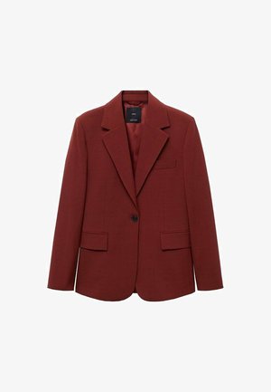 Červený štruktúrovaný sako, jednopremiérové zapínanie, klopové golier, dve predné vrecká, textúrovaná tkanina a detail vrecka na hrudi.