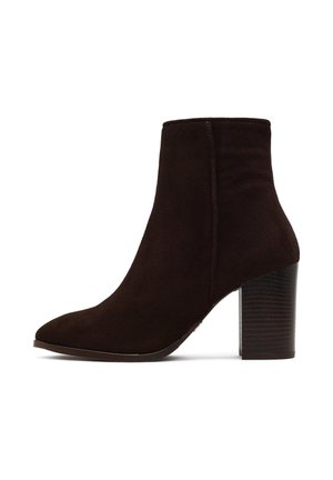 Stivaletti - brown