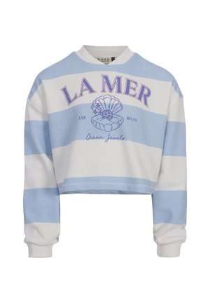 Bijgesneden longsleeve sweatshirt met lichtblauwe en witte strepen, voorzien van de tekst "LA MER" en een schelpafbeelding met de tekst "Ocean Jewels".