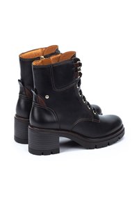 Pikolinos SORIA - Botines con plataforma - black