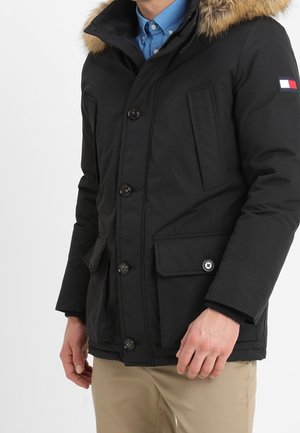 Daunenmantel - black