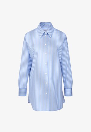 Blauw-witte verticaal gestreepte blouse met lange mouwen, klassieke kraag en witte knoopsluiting aan de voorkant, met contrasterende gestreepte manchetten.