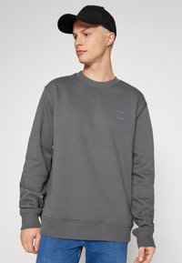 Samsøe Samsøe JOEL CREW NECK - Mikina - volcanic ash