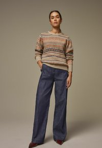 Laura Ashley CREW NECK - REGULAR FIT - Svetrík - neutral