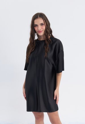 Denné šaty - black