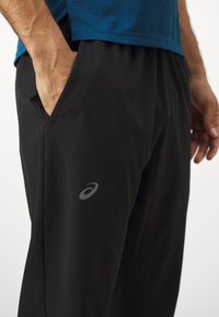 ASICS MATCH PANT - Joggebukse - performance black