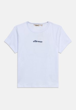 Camiseta blanca de manga corta y cuello redondo con el logo "ellesse" en azul marino centrado en el pecho.
