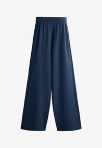 Non sélectionné, navy blue