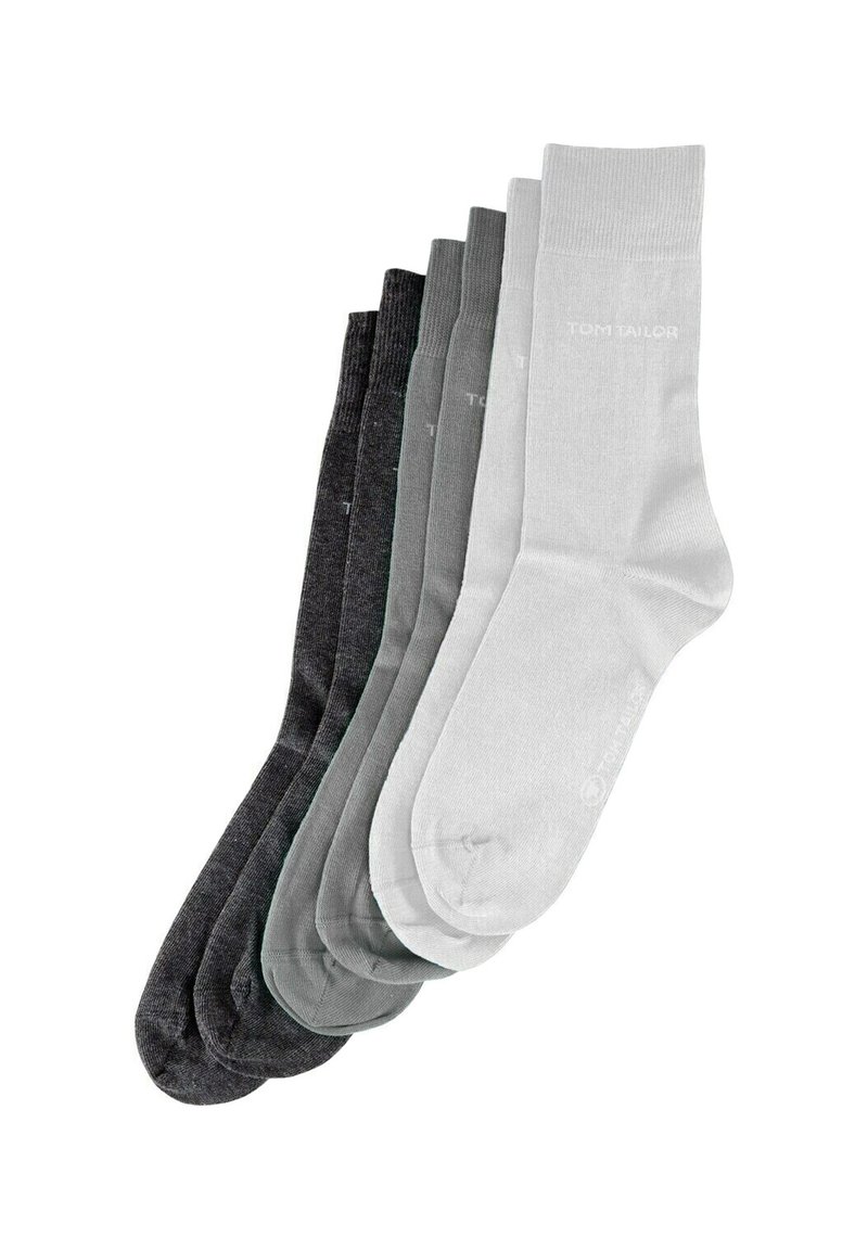 Conjunto de seis pares de calcetines en diferentes tonos: gris oscuro, gris claro y blanco. Hechos de material suave, con el logotipo de la marca impreso en cada uno.