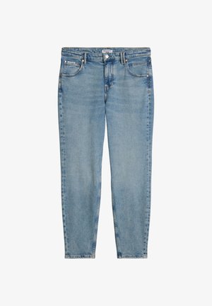 Jasnoniebieskie dżinsy z denimu z klasycznym fasonem pięciu kieszeni, szlufkami na pasek i przednim zapięciem na guziki, ułożone płasko na białym tle.