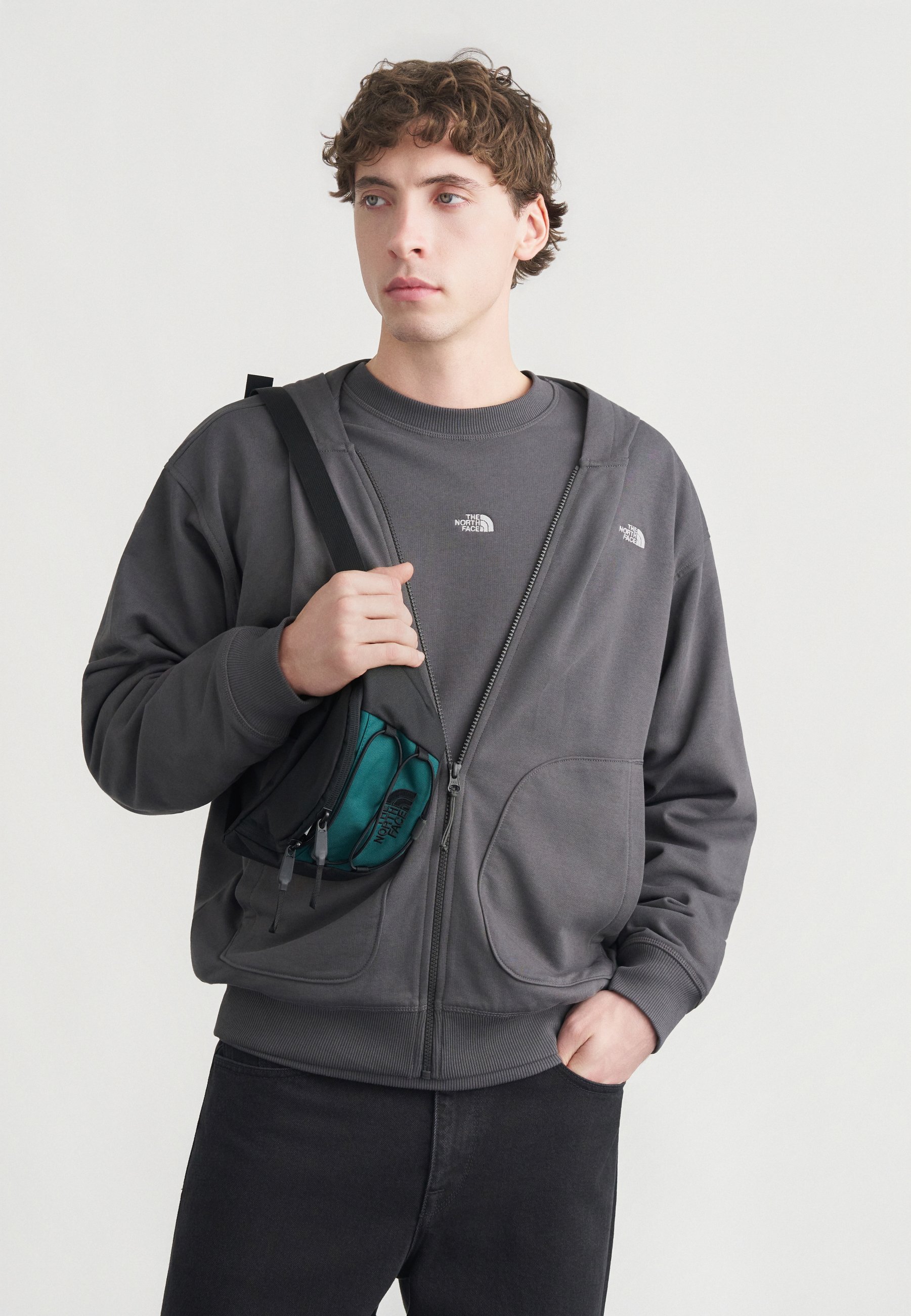 The North Face ESSENTIAL FULL ZIP HOODIE - Zip-up sweatshirt