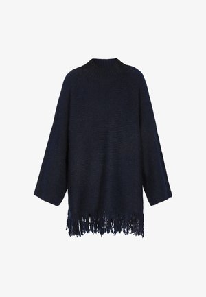 Marineblauwe gebreide trui met een hoge halslijn, verlaagde schouders en franjes langs de zoom. Gestructureerde stof met een gezellige uitstraling.
