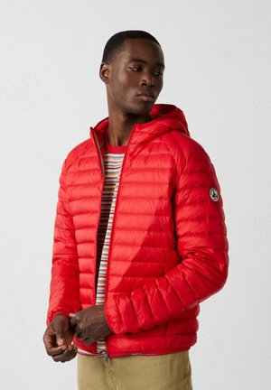 À CAPUCHE - Daunenjacke - rouge