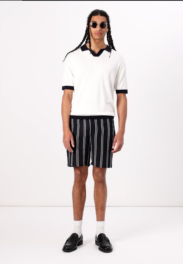 ONSTREV LIFE STRIPE - Shorts - blau3