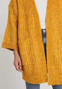 YAS Tall Kofta - yellow