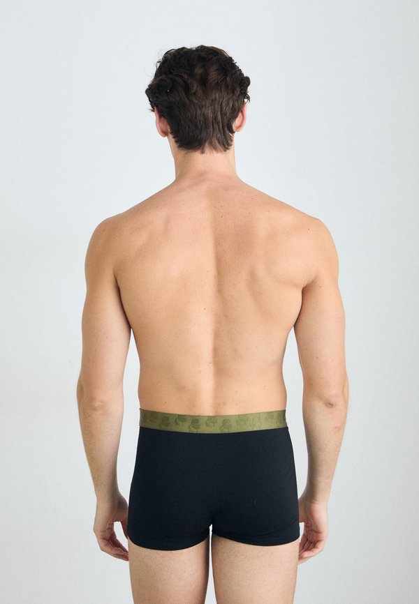 KAMEO LOGO TRUNK 7 PACK - Trunks3