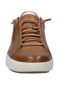 Brown leather sneaker with a textured white rubber sole, featuring gold accents and elastic laces for easy wear. Smooth, minimalist design.