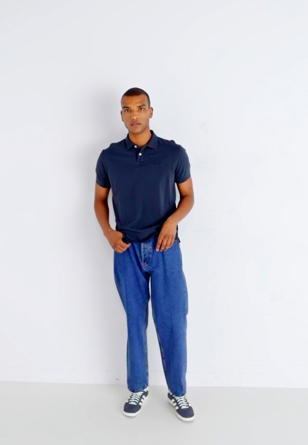 NEW OLIVER - Polo shirt3